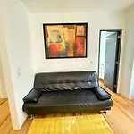 Em Apartament *