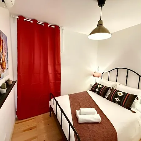 Apartment Em