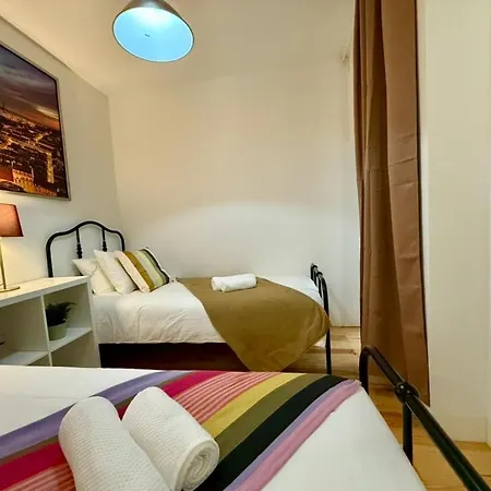 Apartment Em *