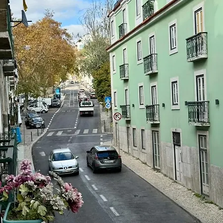 Familiar - 2 Quartos - Ac - Proximo A Baixa-chiado Apartment Lisbon