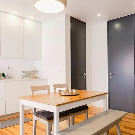 Apartment Familiar - 2 Quartos - Ac - Proximo A Baixa-chiado Lisbon