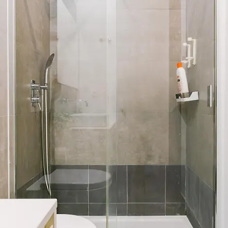 Apartment Familiar - 2 Quartos - Ac - Proximo A Baixa-chiado *