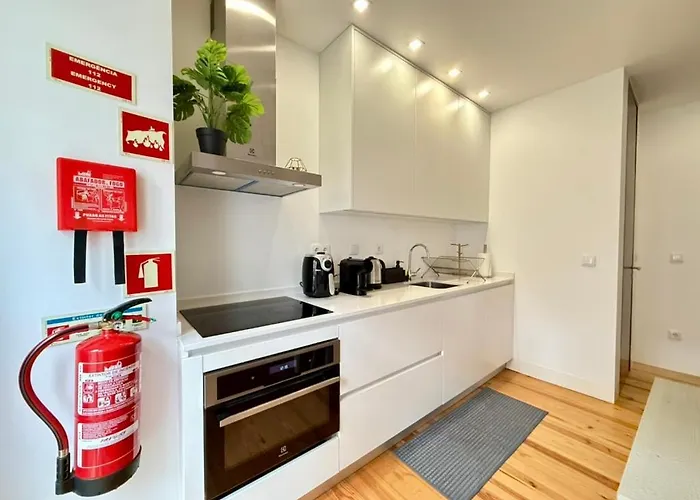 Em Apartment Lisbon
