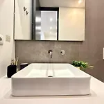 Em 아파트 *