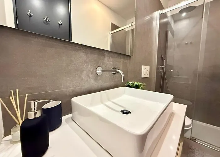 Διαμέρισμα Em *